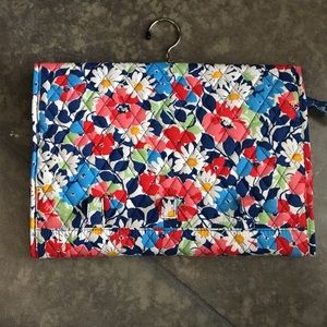 Vera Bradley "Keep it Up" Jewelry Organizer