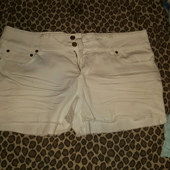 White shorts from rue 21