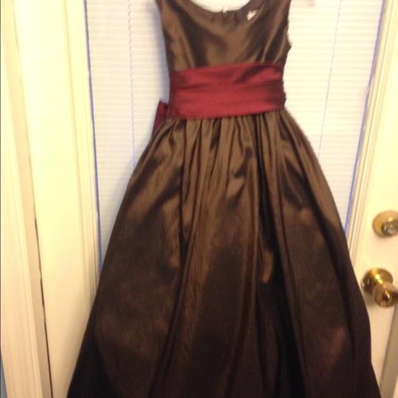 Girls Evening Dress - Picture 1 of 4