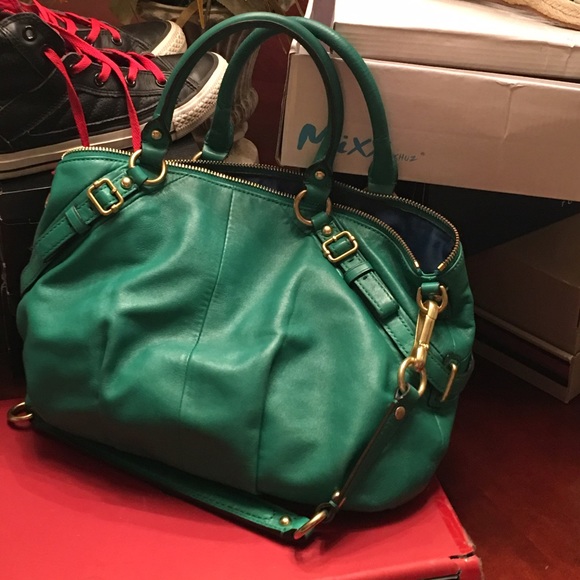 SOLD!!!! Beautiful green coach purse - Picture 2 of 4