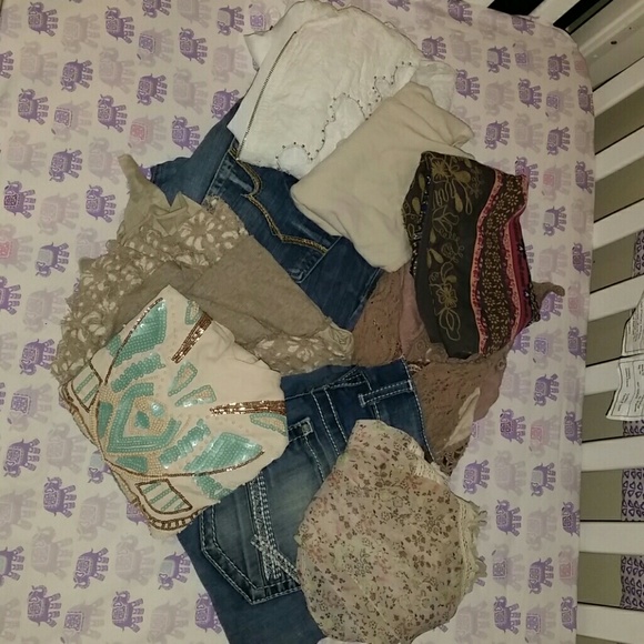 8 and a tank bundled for @coach_fan