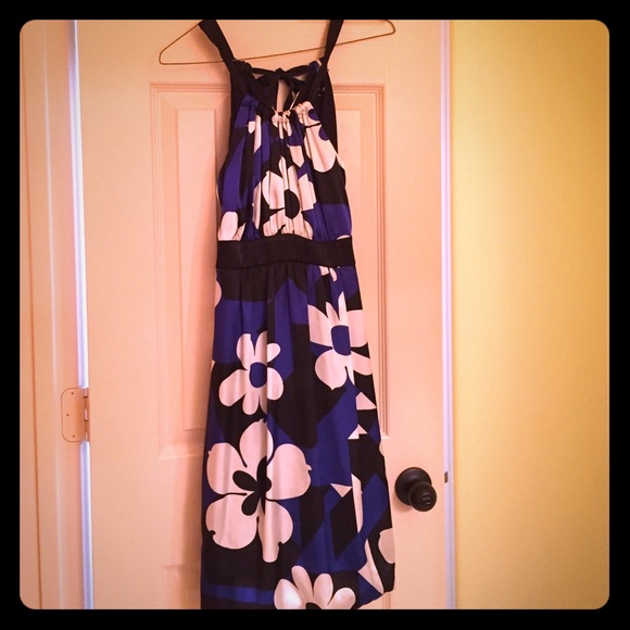 Very cute silky dress with adjustable neckline