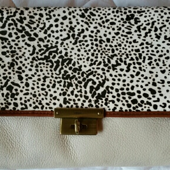 Fossil Memoir Leather Haircare Diary Clutch Wallet