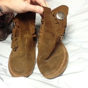 Moccasins brown size 9