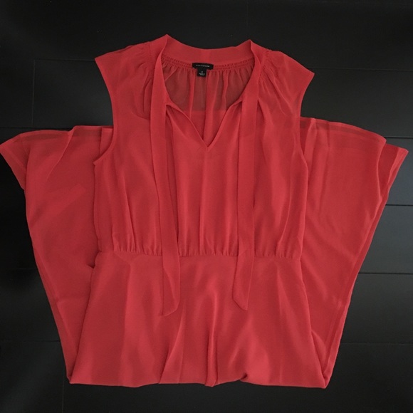Ann Taylor Size 2 Midi Dress