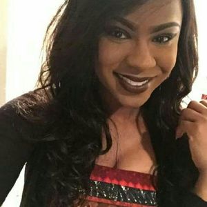 Meet your Posher, Delana