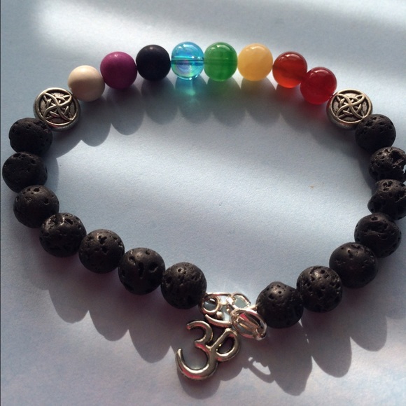 🍁🍁ESSENTIAL OIL/CHAKRA Bracelet w/Ohmn charm🍁 - Picture 4 of 4