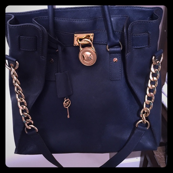 Michael Kors Handbags - 🚫Sold🚫 Michael Kors Hamilton Tote