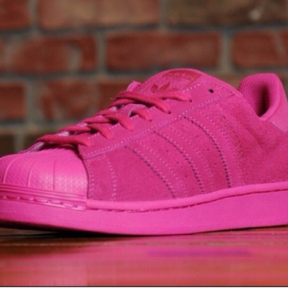 ✖️SOLD ON MERC ✖️ Brand new pink adidas - Picture 4 of 4