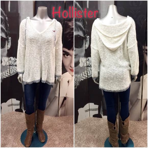 Hollister Sweaters - Hollister Sweater