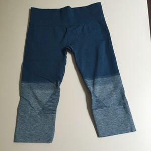 Lululemon crop ombré workout pant