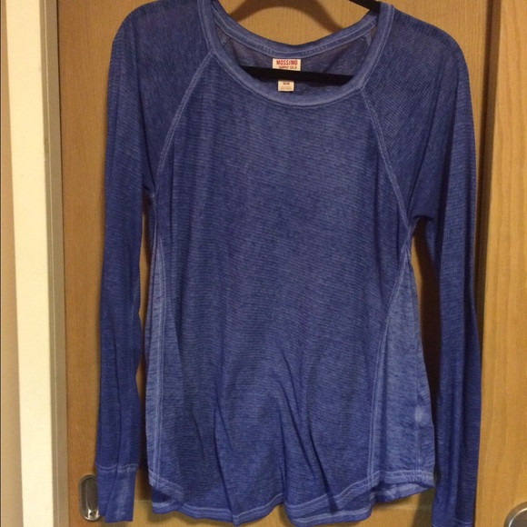 Blue Shirt! Size medium!