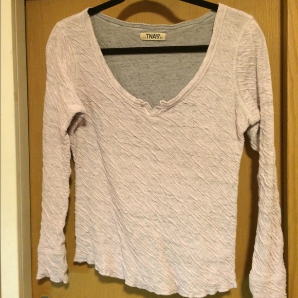 Pink/Grey TNA shirt!