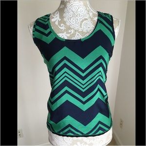 Fun & Flirt green chevron top