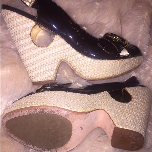 Cute Bebe Wedge - image 4