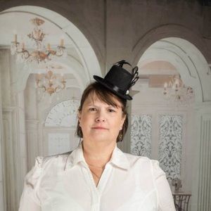 Meet your Posher, Rose