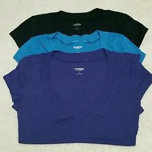 Set of 3 v neck t-shirts