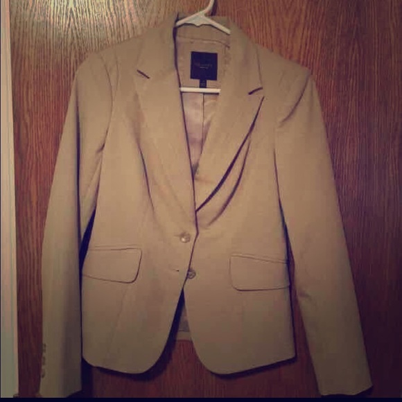 Limited blazer
