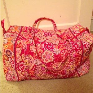 Vera Bradley Large Duffle in Raspberry Fizz
