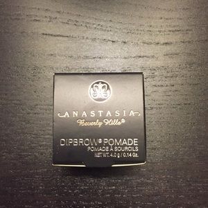 Anastasia Beverly Hills Dipbrow Pomade