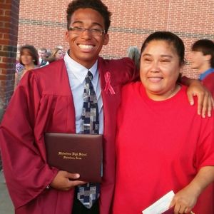 Meet your Posher, Lori