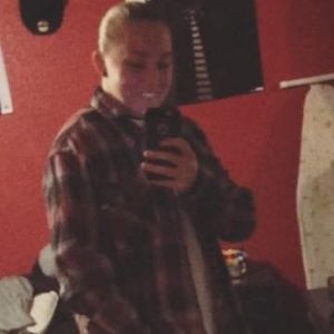 Meet your Posher, Annessa