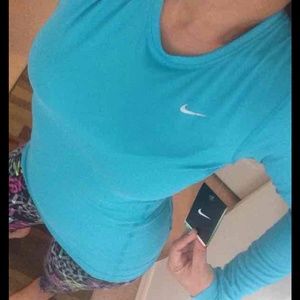 NWT Nike dri-fit long sleeve shirt