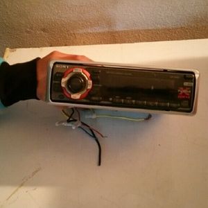 10 disc cd changer with Sony stereo