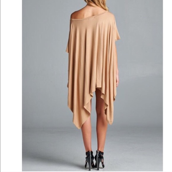 ✨Taupe Color Asymmetric Lose Fit Top Tunic✨ - Picture 3 of 4