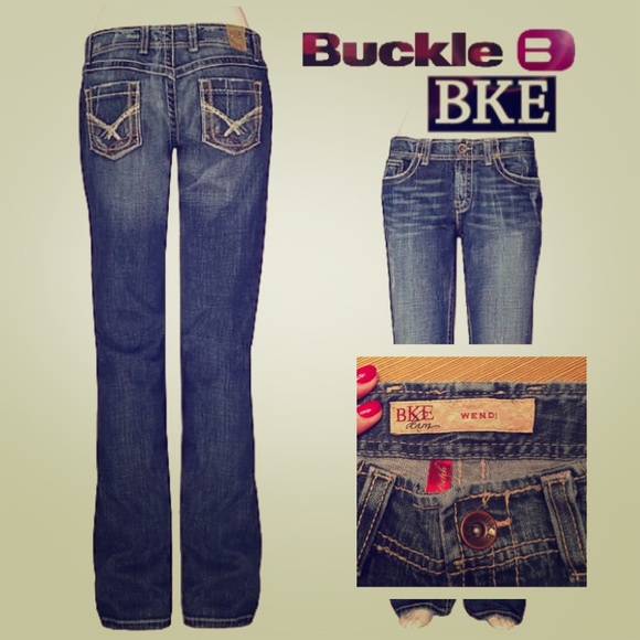 The Buckle - Gently worn "Wendi" Ladies Jeans!