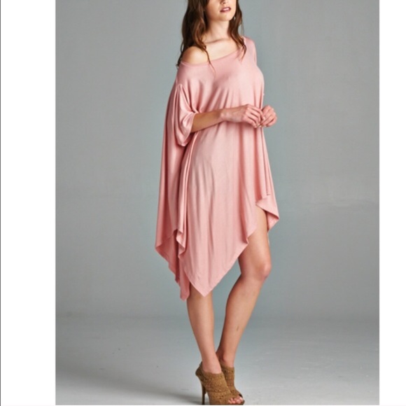 ⬇️Price Drop⬇️Last One✨Loose Fit Unbalanced Tunic - Picture 2 of 4