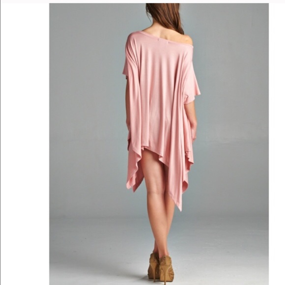 ⬇️Price Drop⬇️Last One✨Loose Fit Unbalanced Tunic - Picture 4 of 4