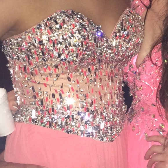 Prom dress - Picture 4 of 4