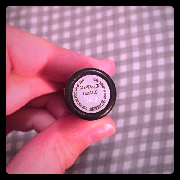 MAC Lickable