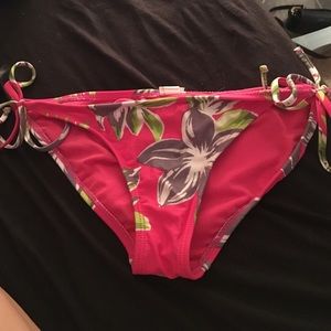 Bikini bottoms xhilaration M