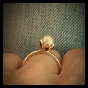 Pandora pearl ring size 6