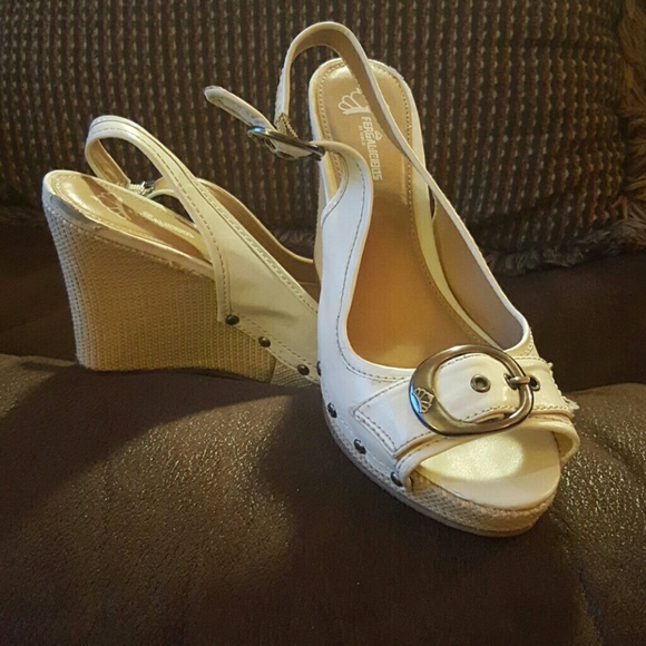 White wedges