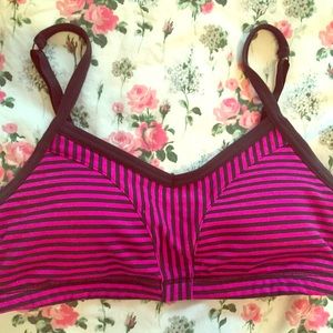 Lucy Hatha Bra in Neon Berry/Stripe