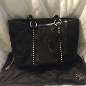 COACH Signature C Stud Gallery Tote - Black