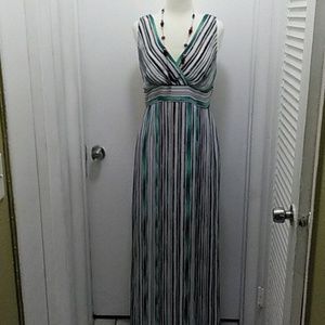 Long dress with stripes.Very classy