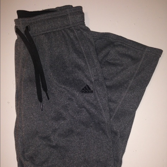 Adidas sweats ! - Picture 1 of 1