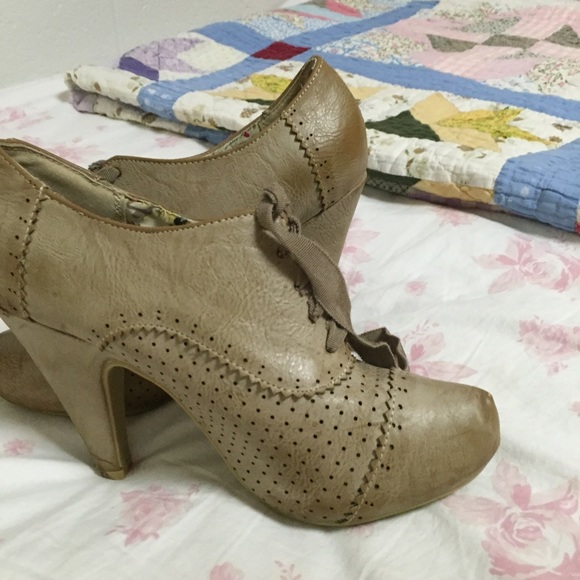 Booties - Picture 2 of 3