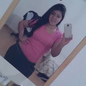 Meet your Posher, Edith