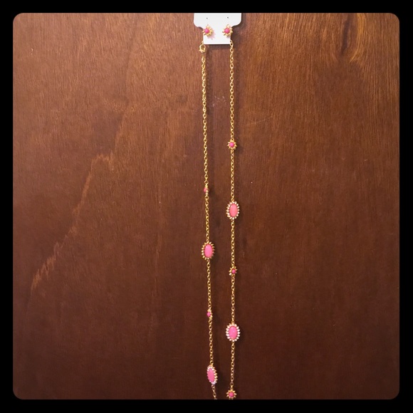 Long pink and gold necklace! Never worn. - Picture 1 of 3