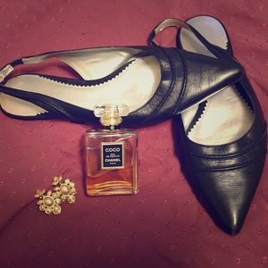 Nine West black flats