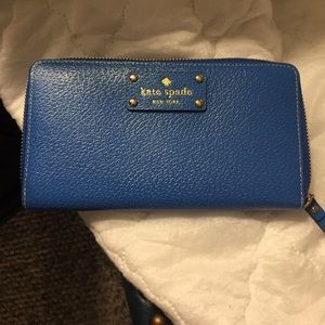 KATE SPADE - Bright Blue Zippered Wallet.