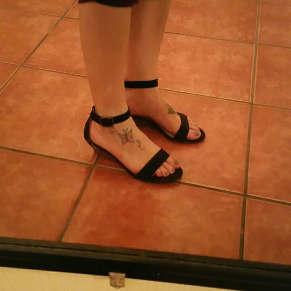 Old Navy Shoes - Black sandals