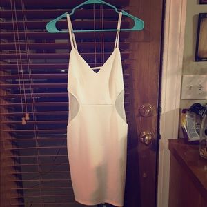 White Sliming Dress