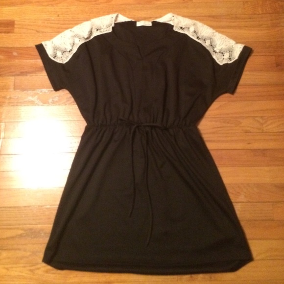 Donated* NWOT Boutique Blk w/ivory lace dress