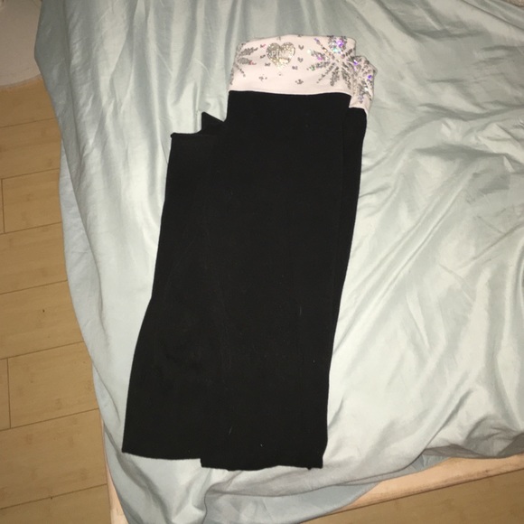 Victoria's Secret Pants - PINK yoga pants